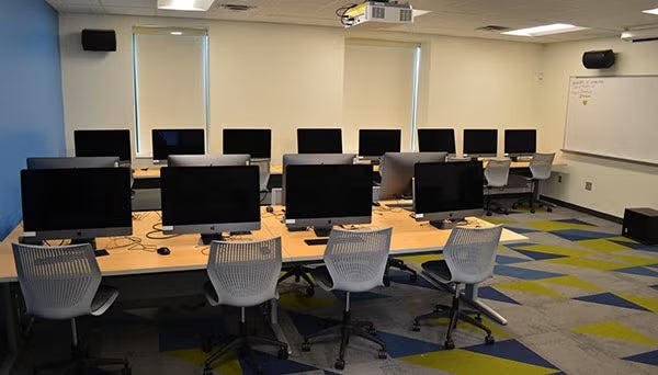 Computer classroom A;  wide angle