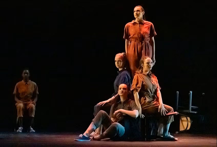 Dance Theatre students performing