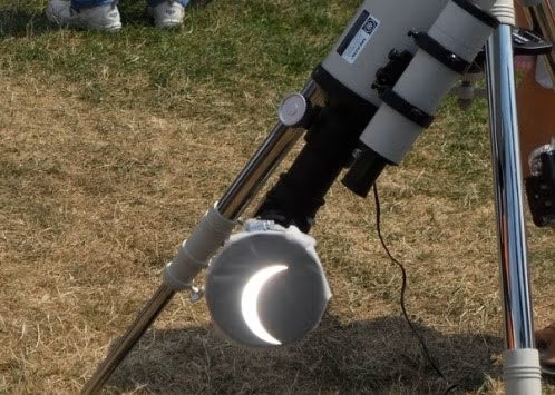 Partial Eclipse Projection