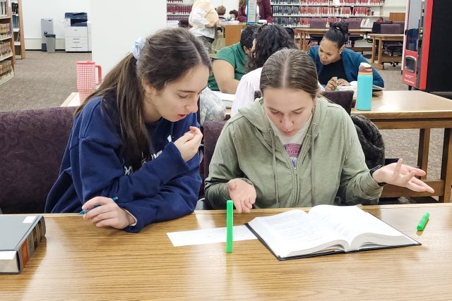 Pre-Law Students Visit Law Library
