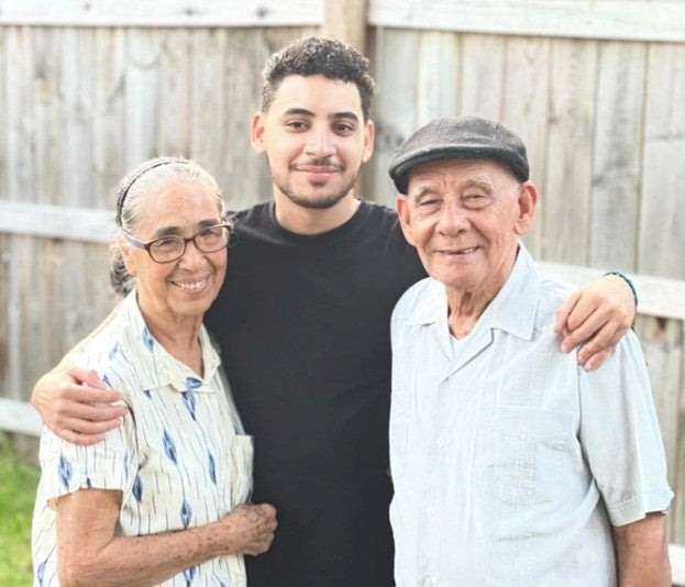 picture4.edward.with_.grandparents.jpg