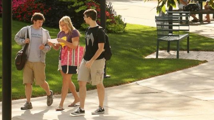 Students walking on the CSU campus
