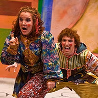 two actors performing