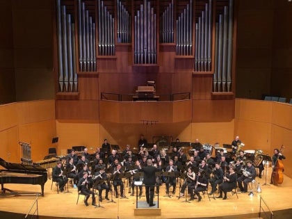 Image of Cleveland Winds on Waetjen Auditorium stage.